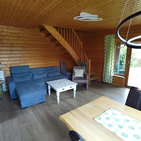 Blauvogel 6 Pers, Inkl, Sauna 度假居